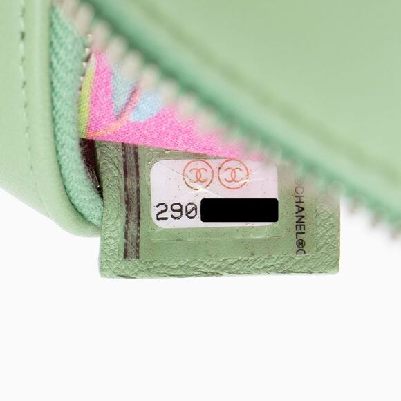 Chanel Lambskin Ultimate Stitch Round Clutch with Chain - Picture 6 of 10